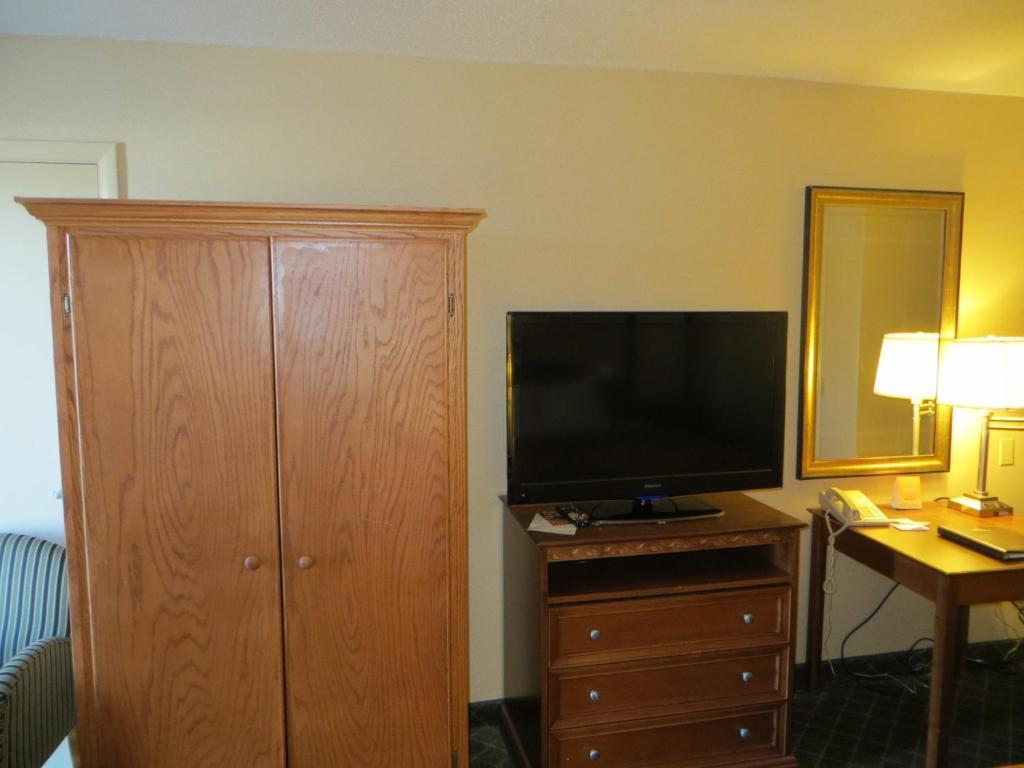 Howard Johnson Grand Forks Szoba fotó